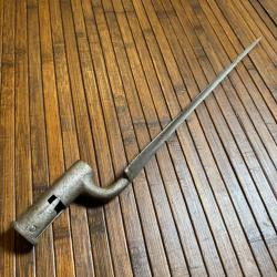 BA&Iuml;ONNETTE A DOUILLE ANGLAISE XVll &eacute;me