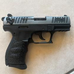 &Agrave; saisir Magnifique Pistolet WALTHER P22Q PAK 9mm. Mod&egrave;le unique au monde.