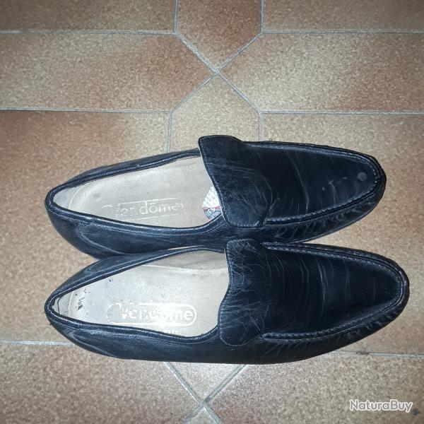 CHAUSSURE DE VILLE DE MARQUE CUIR CHEVREAU