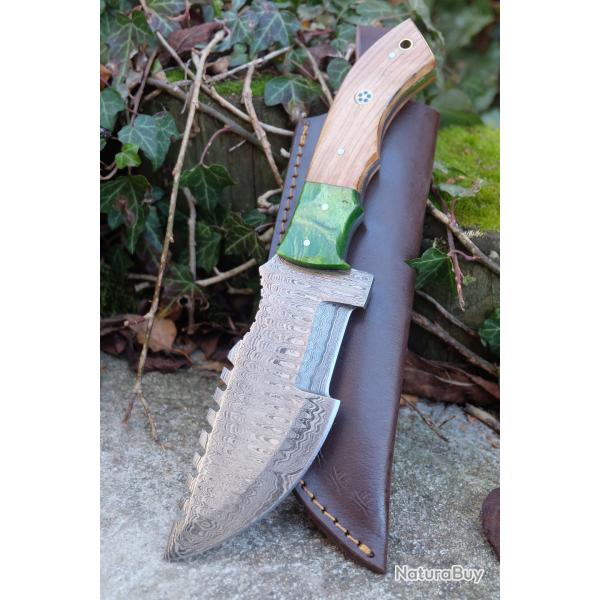 Couteau de Chasse Trakker Damas Grosse Lame 256 Couches Manche Bois/R�sine Fabric Artisan Etui Cuir