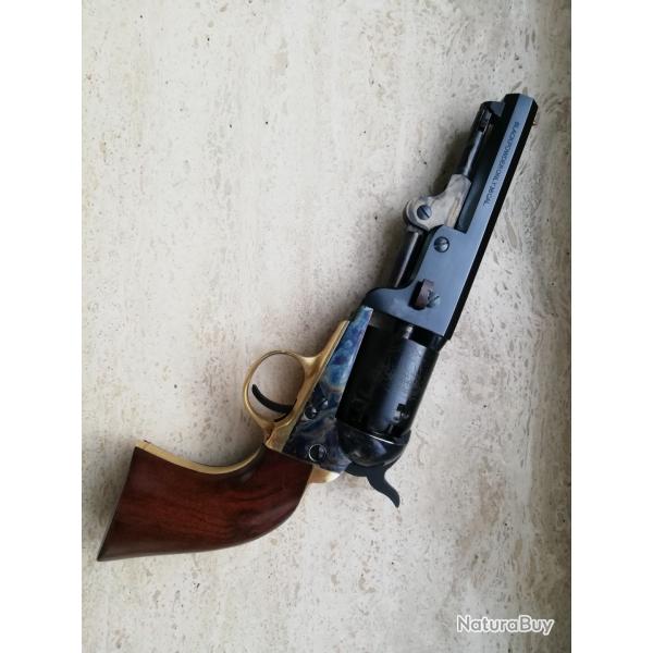R�plique colt 1851 Navy yank sheriff poudre noire.
