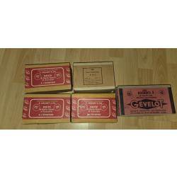 1300 bourres calibre 12  x 300 cartons glaces /300 cartons de fermeture