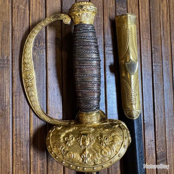 SUPERBE �P�E D'OFFICIER DE LA MAISON DU ROI DEBUT XlX �ME �POQUE RESTAURATION FRANCE