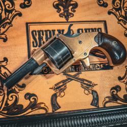 Rare Colt House 41rf tr&egrave;s bien conserv&eacute;.