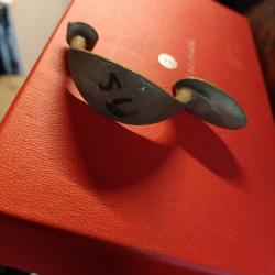 R&eacute;plique de pontet laiton pistolet reglo