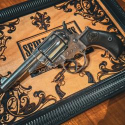 Tr&egrave;s beau Colt Lightning 38lc nickel&eacute;