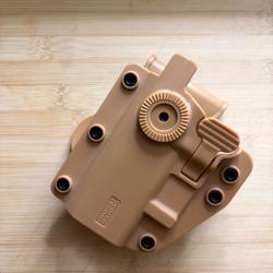 Holster universel Suiss Arms - polym&egrave;re - port ceinture r&eacute;glable