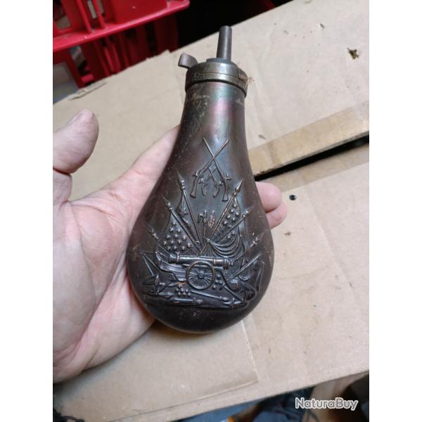 Poire a poudre au canon vide