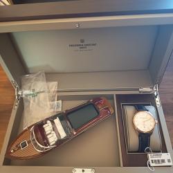 Montre Fr&eacute;d&eacute;rique Constant runabout &eacute;dition limit&eacute;e et num&eacute;rot&eacute;e 888 exemplaires