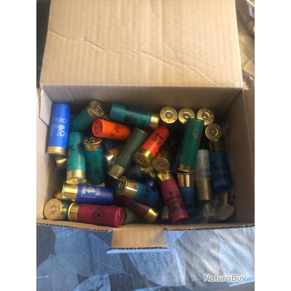 Lot de +  50 cartouches, balles  bourre � jupe diff�rentes marques ,plombs