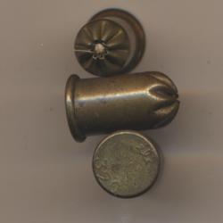 (5950-21727) UNE BELLE . .320 CF  A BLANC  8 plis ferm&eacute;s SFM amor&ccedil;age couvert GG 320