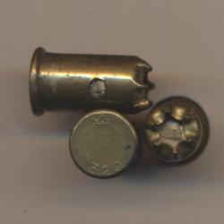 (5950-23685) UNE BELLE . .320 CF A BLANC 6 plis ouverts  inerte de pr&eacute;sentation (usine)