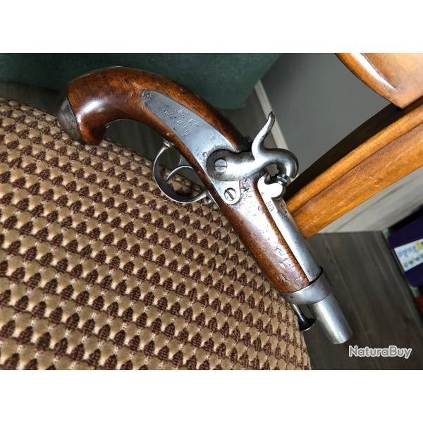 Pistolet r�glementaire de gendarmerie mod�le 1842