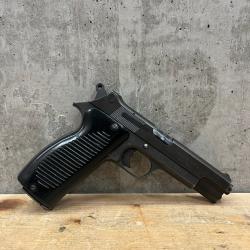 Pistolet r&eacute;glementaire Mac 50 - D3341