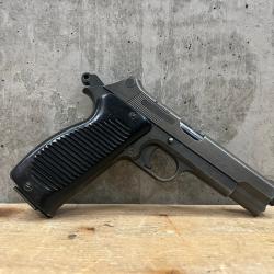 Pistolet r&eacute;glementaire Mac 50 - H2706