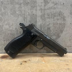 Pistolet r&eacute;glementaire Mac 50 - F0583