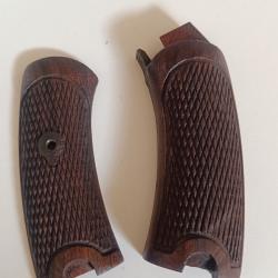 Plaquettes crosse revolver 1892 Saint Etienne