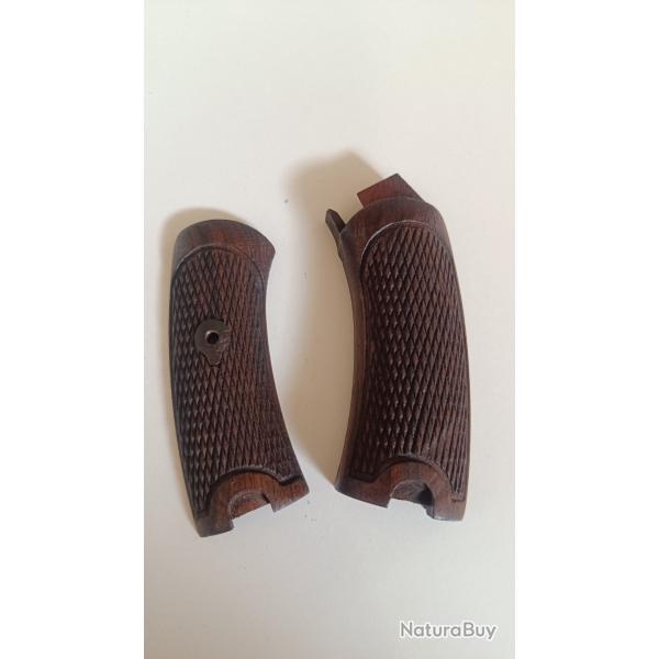 Plaquettes crosse revolver 1892 Saint Etienne