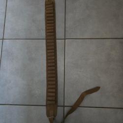 Cartouchiere 30 tubes cuir
