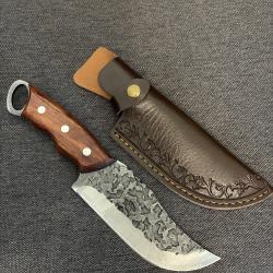 Couteau haut de gamme avec &eacute;tui