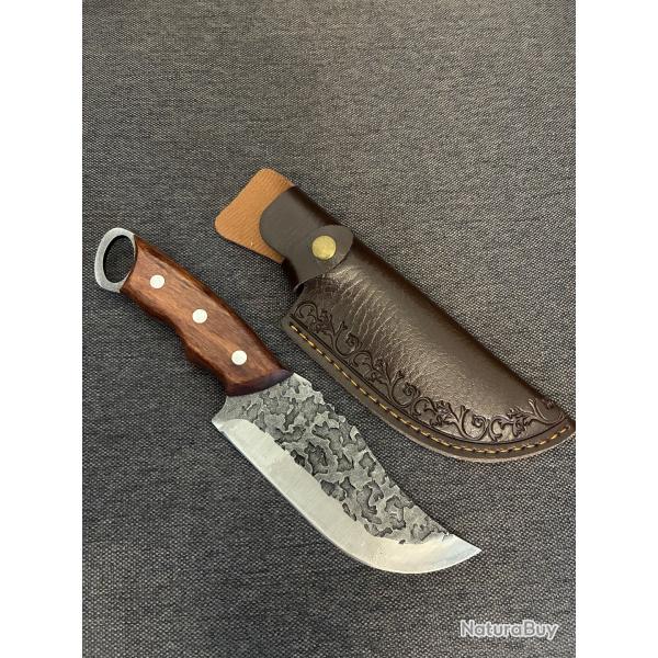 Couteau haut de gamme avec �tui