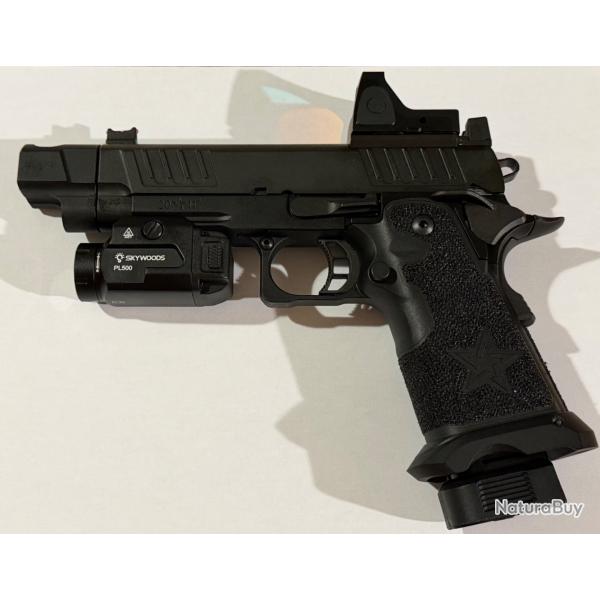 R�plique R618A STACCATO XC Noir Army Armament Gaz + lampe + viseur + mallette