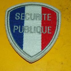 ECUSSON TISSU :&nbsp;SECURITE PUBLIQUE  AVEC VELCRO AU DOS ,&nbsp;ETAT VOIR PHOTOS&nbsp; . POUR TOUT RENSEIGNEMENT