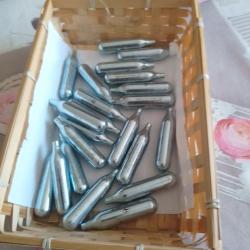35    SPARCLETTES 12 GRAMMES CO2  PRODUIT FR DEFENSE LOISIRS AIRSOFT SPORTIF MOINS 15% EN JANVIER