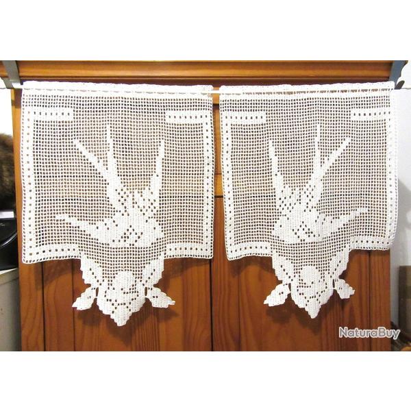Rideaux brise vue " Hirondelle " crochet. Pi�ce unique neuve fait main.