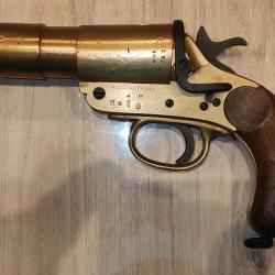 Lance fus&eacute;e Anglais avec 3 fus&eacute;es