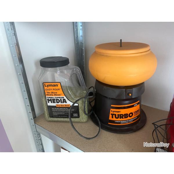 Machine de nettoyage pour douille