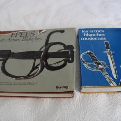 Lot 2 livres &eacute;p&eacute;es et armes blanches