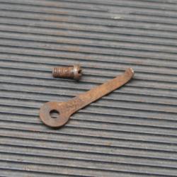 Ressort de queue de d&eacute;tente SANS LA VIS  pour fusil Simplex Manufrance Ref @