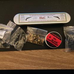 Kit H&C tir r&eacute;duit calibres 36 + 44 avec projectiles caoutchouc et 150 cartouches &agrave; blanc