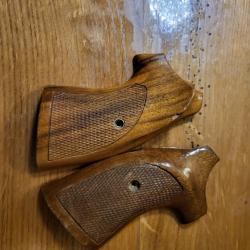 Crosse bois moderne revolver pour colt