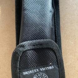 &Eacute;tui toile noir