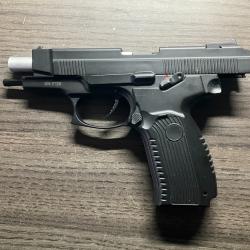 [Rare] Cyma CM.136 (EBB) + 1 chargeur +holster