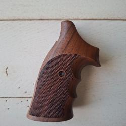 Crosse  KARL NILL pour revolver S&W carcasse K/L Round Butt