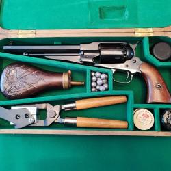 Coffret complet 1858 Pietta Comp&eacute;tition 2 barillets, amorces Cal.44