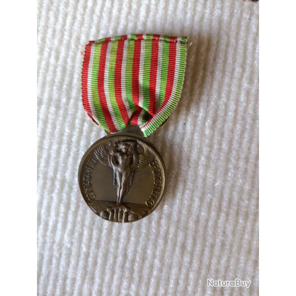 ITALIE, M�daille Comm�morative 1914 1918