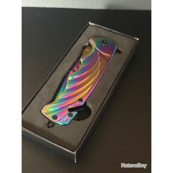 Couteau pliant couleur cam�l�on