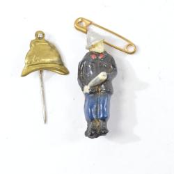 Broche &eacute;pinglette souvenir / patriotique collection Sapeurs Pompiers, ann&eacute;es 1930 - 1960