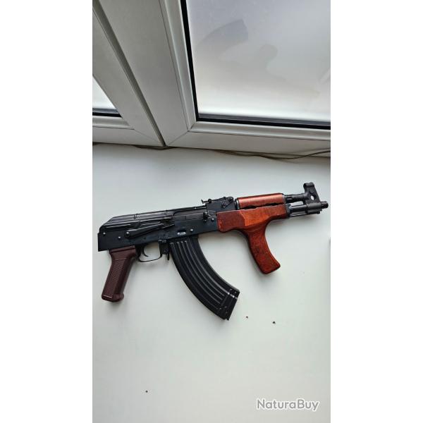 [E&L] AK AIMR Roumaine