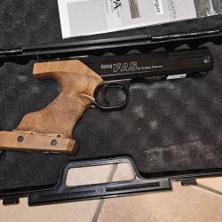 Pistolet Chiappa FAS 6004 4,5mm &agrave; air comprim&eacute;