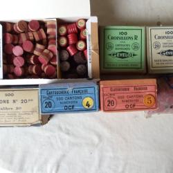 Lot d'accessoires pour le rechargement des cartouches en calibre 20.