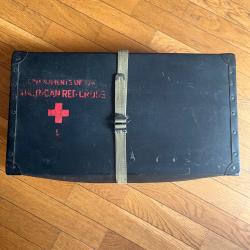 Valise croix rouge am&eacute;ricaine - ww2 - militaria