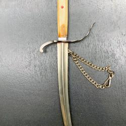 ANCIEN ET RARE GRAND MODELE DE STYLET A LAME COURBE DU XIX&deg;, ET FOURREAU, DE PROSTITUEES ? A VOIR