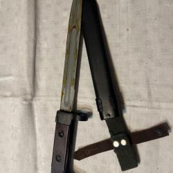 Ba&iuml;onnette, AK47 bulgare ou roumaine