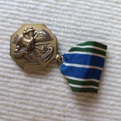 MEDAILLE am&eacute;ricaine ARMY ACHIEVMENT