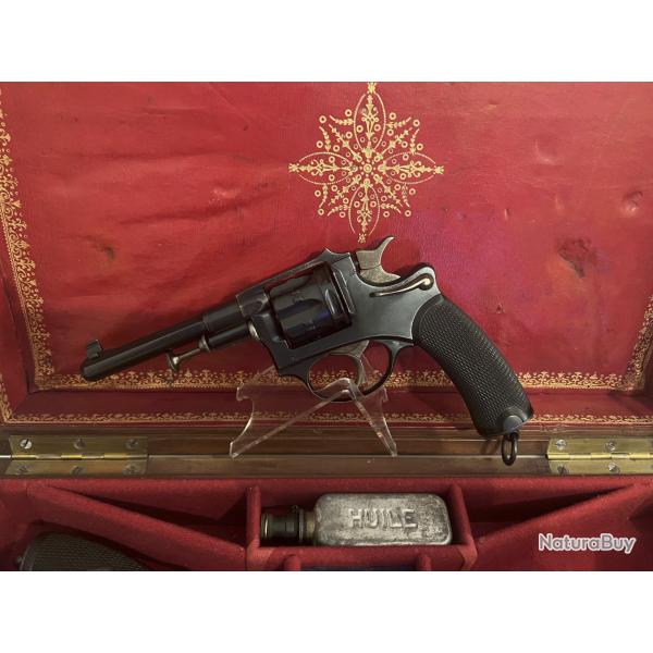 revolver francais � clef mod 1887